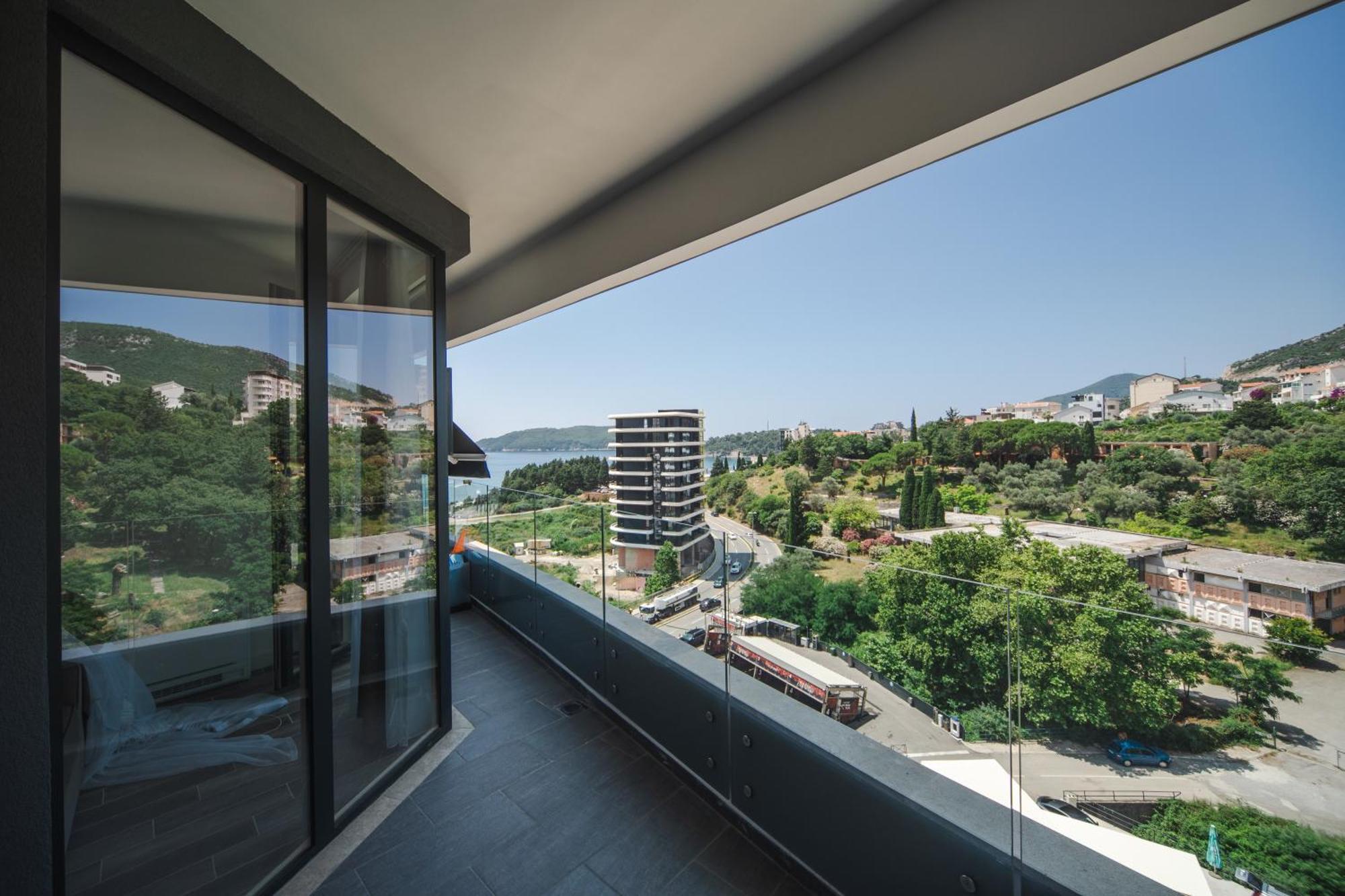 Skyline Vista Appartement Bečići Buitenkant foto